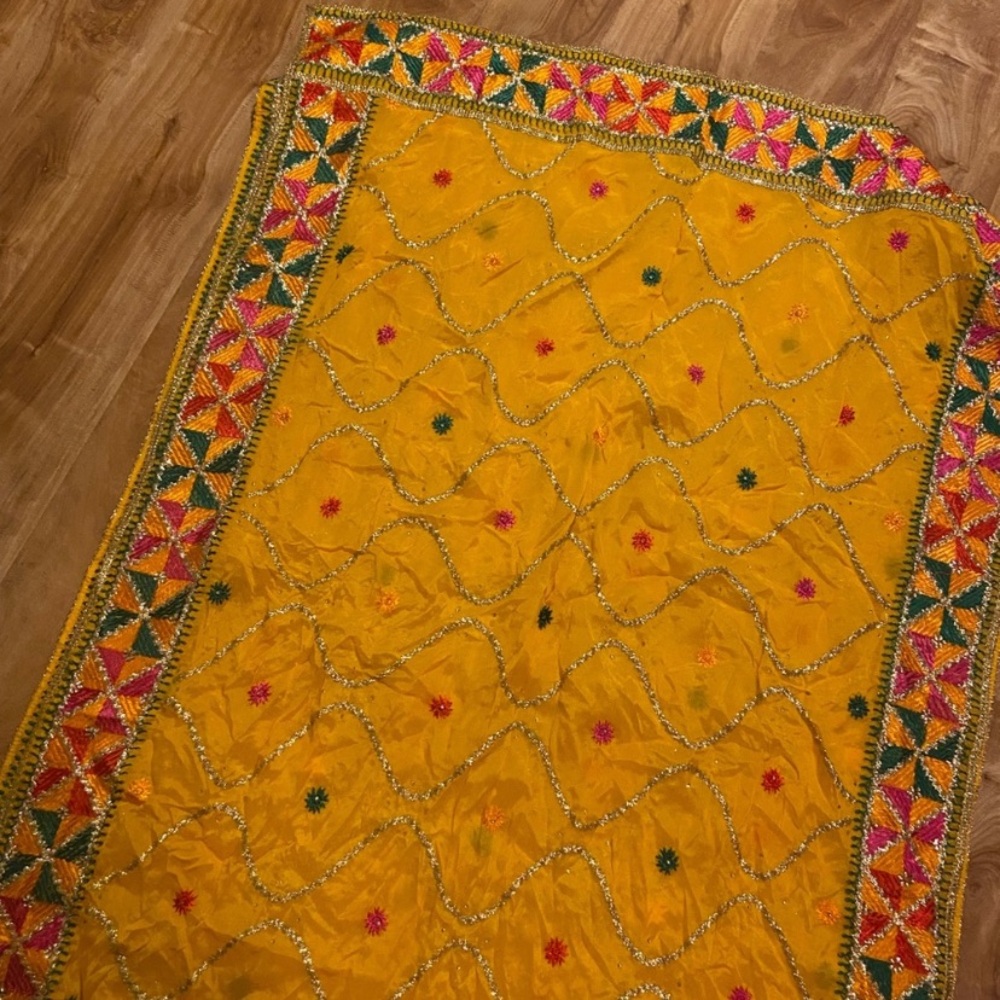 Three Piece Indian Mustard Yellow Folkari Jago Suit - Picture 10 of 11